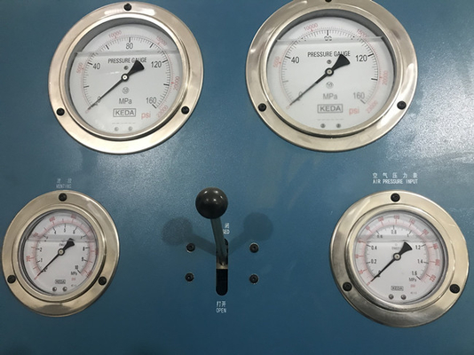 Le dispositif pneumatique d'essai de valve de carburant peut examiner l'homme Mk98 avec l'indicateur de pression d'indicateur
